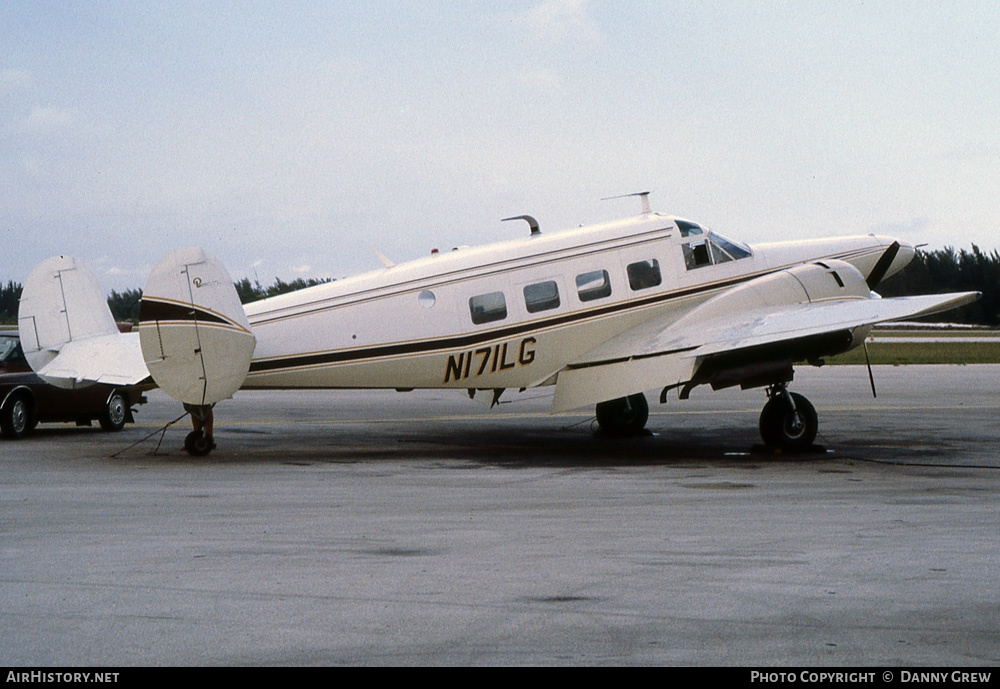 Aircraft Photo of N171LG | Beech E18S-9700 | AirHistory.net #225891
