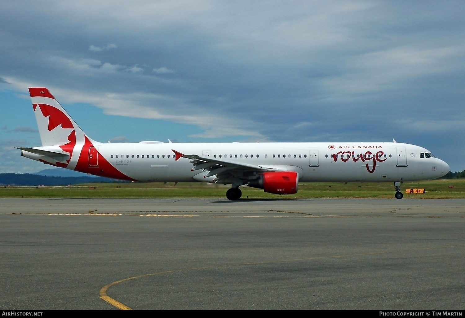 Aircraft Photo of C-FYXF | Airbus A321-211 | Air Canada Rouge | AirHistory.net #225953