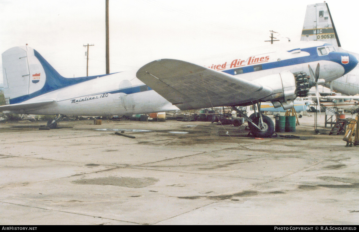 Aircraft Photo of N16070 | Douglas DC-3A-197 | United Air Lines | AirHistory.net #226034