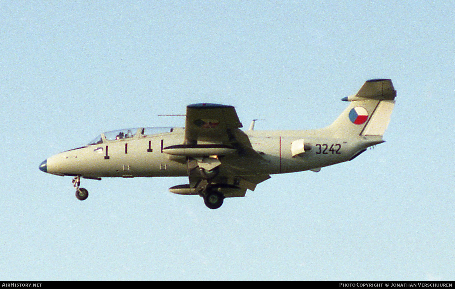 Aircraft Photo of 3242 | Aero L-29 Delfin | Czechoslovakia - Air Force | AirHistory.net #226042