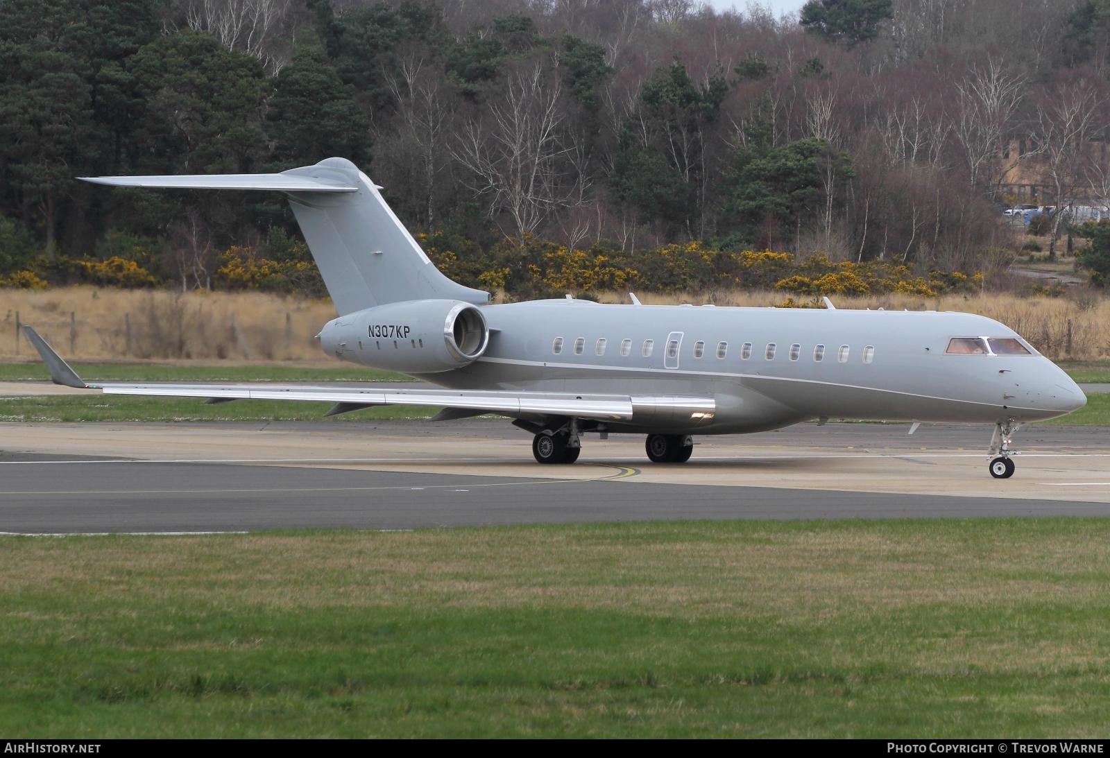 Aircraft Photo of N307KP | Bombardier Global Express (BD-700-1A10) | AirHistory.net #226109