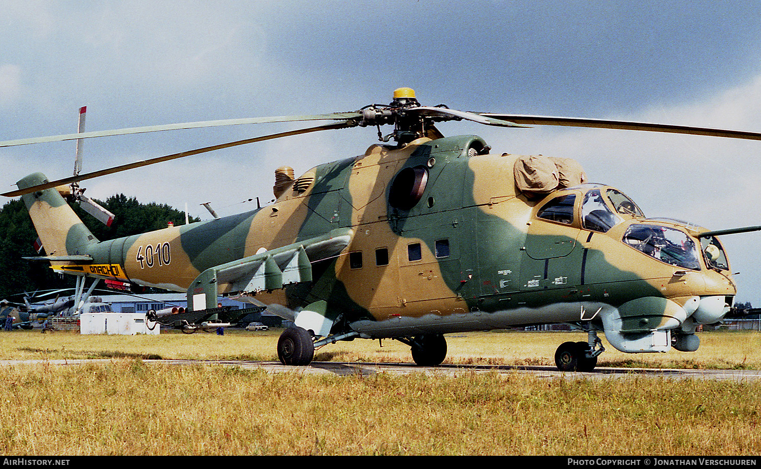 Aircraft Photo of 4010 | Mil Mi-24D | Czechoslovakia - Air Force | AirHistory.net #226148