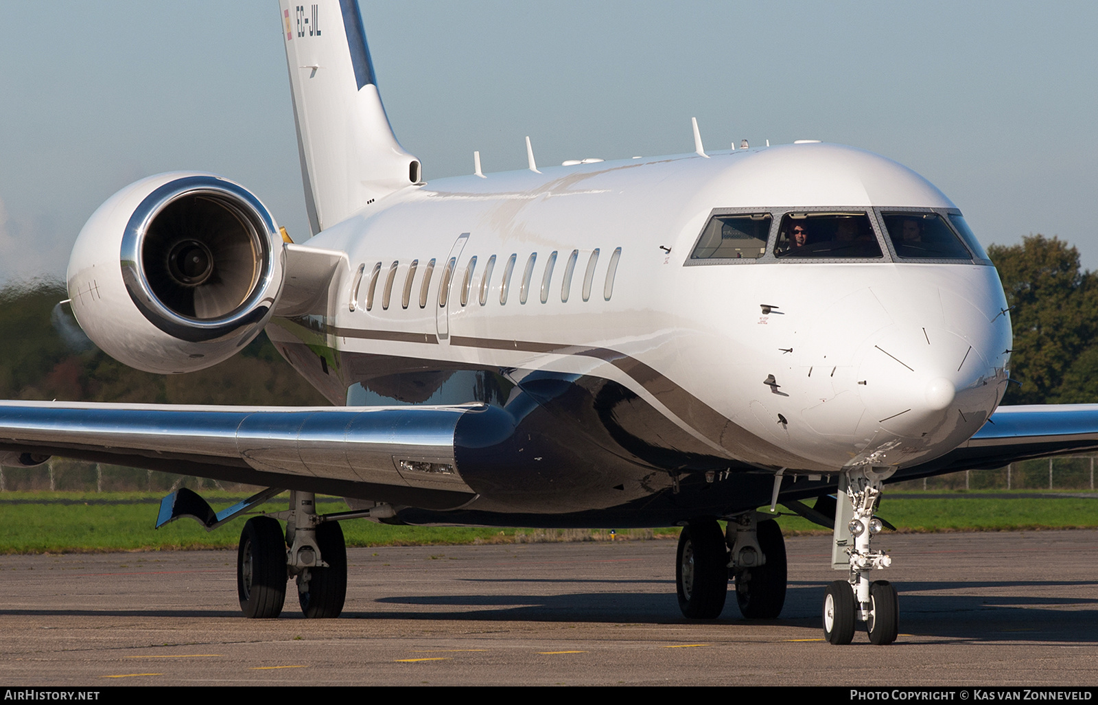 Aircraft Photo of EC-JIL | Bombardier Global Express (BD-700-1A10) | AirHistory.net #226300
