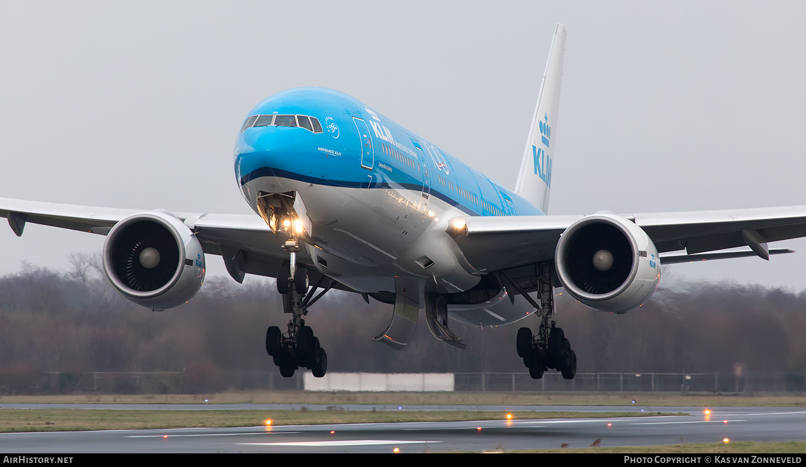 Aircraft Photo of PH-BQD | Boeing 777-206/ER | KLM - Royal Dutch Airlines | AirHistory.net #226302