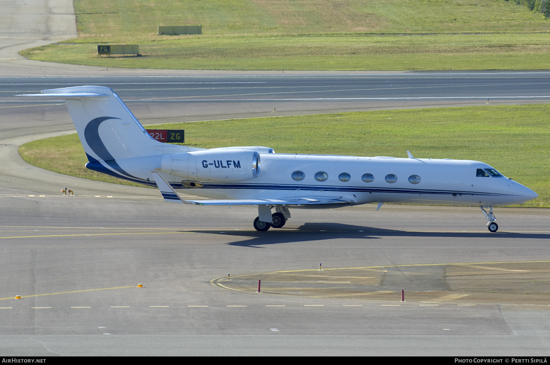 Aircraft Photo of G-ULFM | Gulfstream Aerospace G-IV-X Gulfstream G450 | AirHistory.net #226318