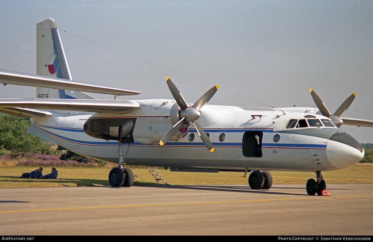 Aircraft Photo of 5605 | Antonov An-24B | Czechoslovakia - Air Force | AirHistory.net #226410