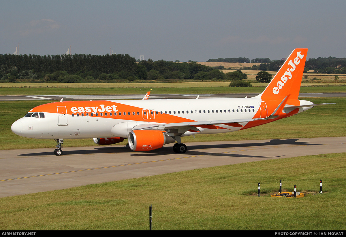 Aircraft Photo of G-EZOU | Airbus A320-214 | EasyJet | AirHistory.net #226434