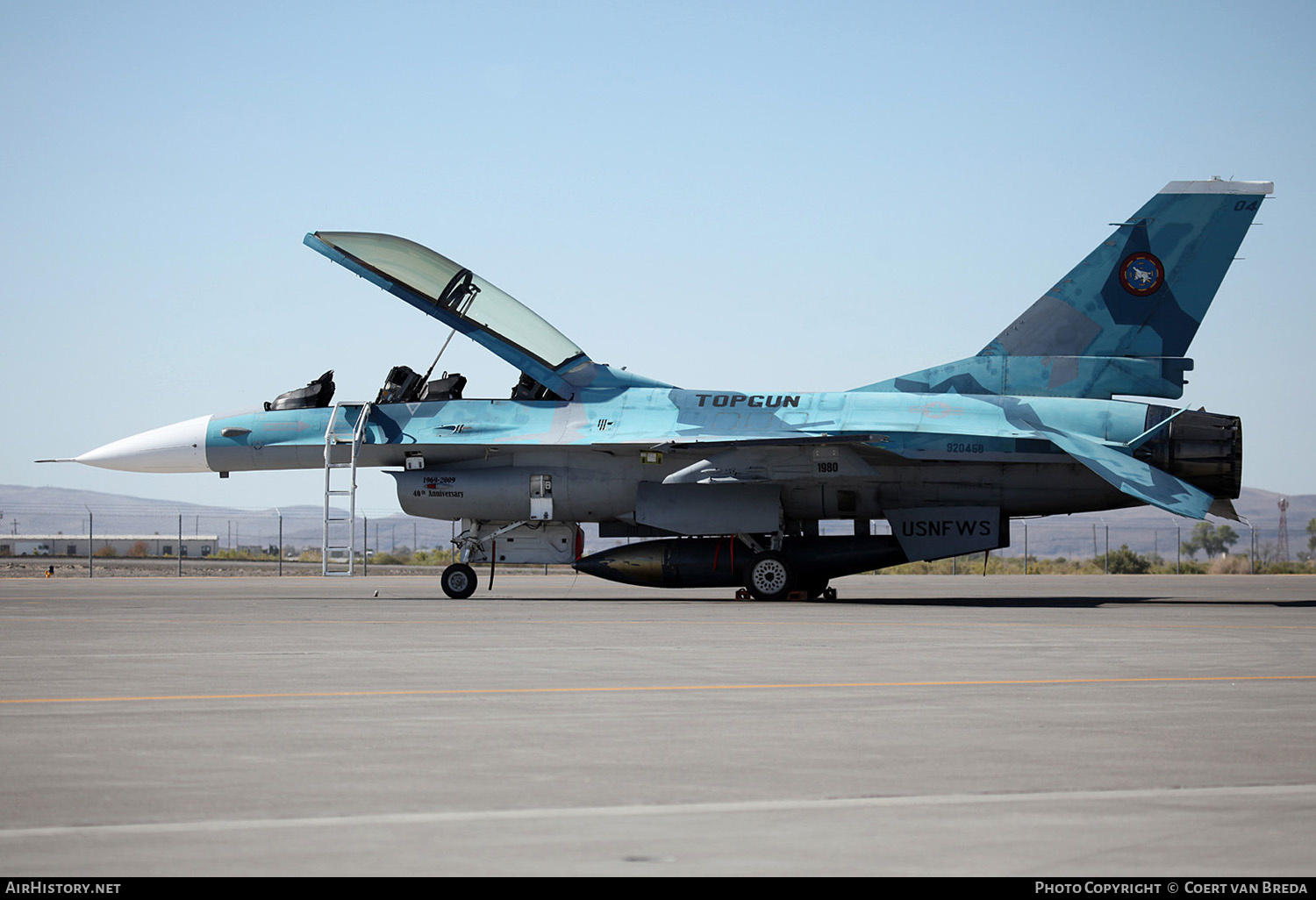 Aircraft Photo of 920458 | General Dynamics F-16B Fighting Falcon | USA - Navy | AirHistory.net #226451