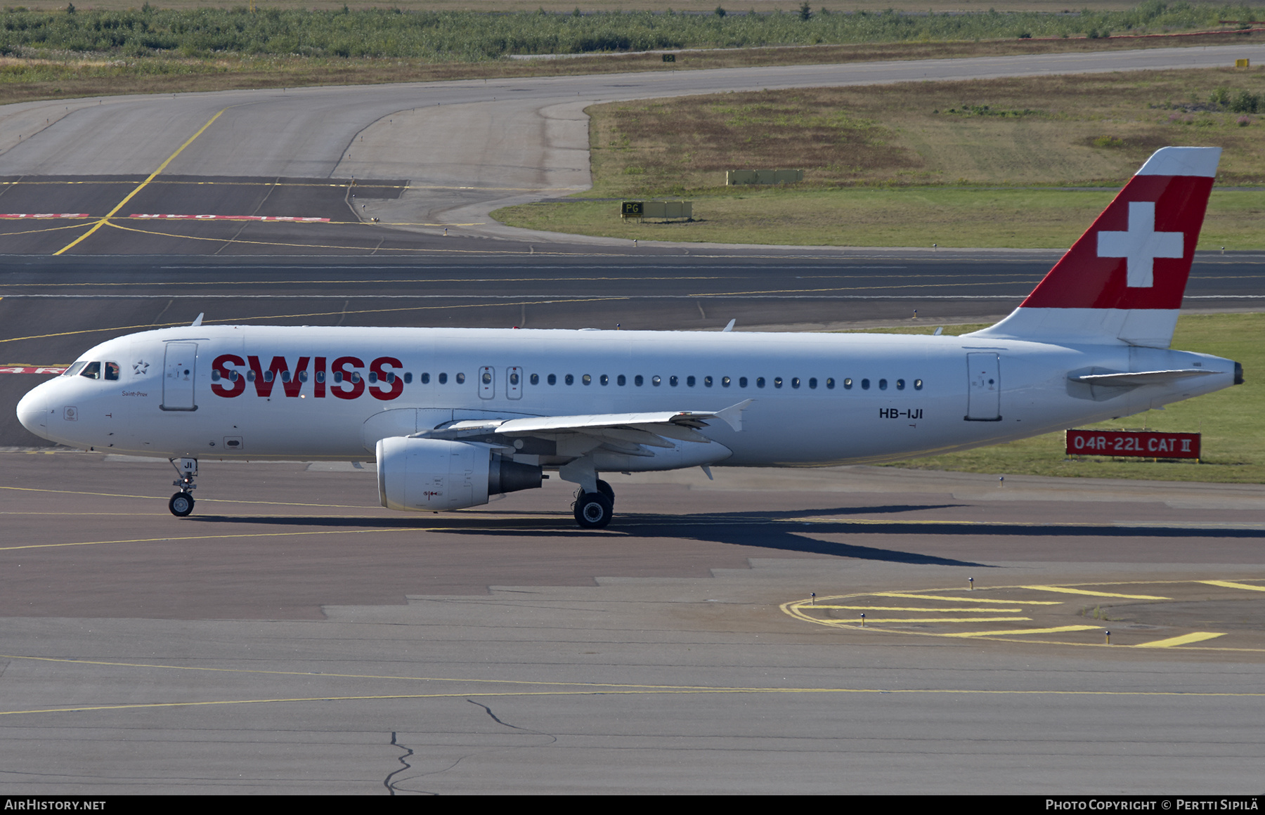 Aircraft Photo of HB-IJI | Airbus A320-214 | Swiss International Air Lines | AirHistory.net #226474