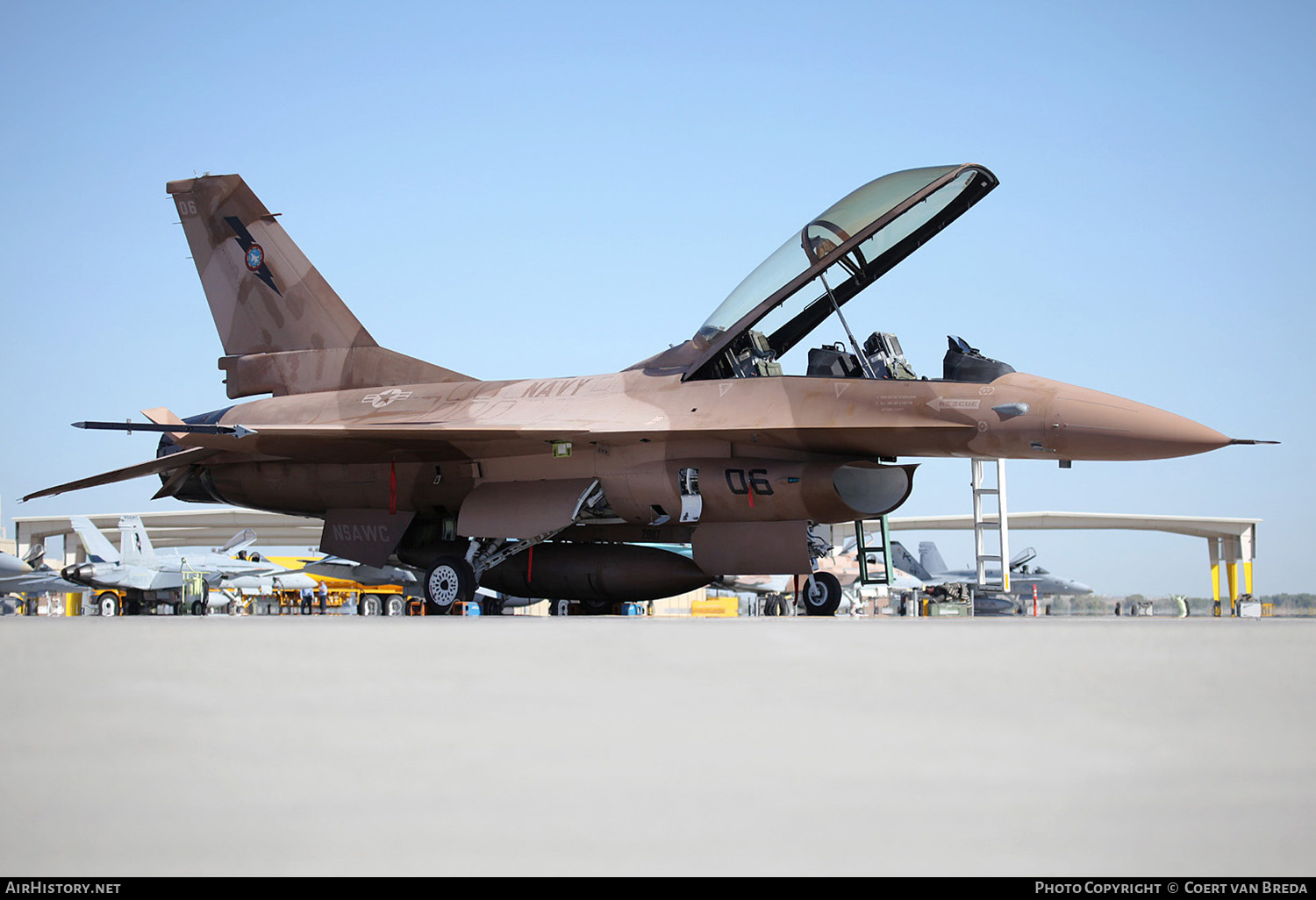 Aircraft Photo of 920460 | Lockheed F-16B Fighting Falcon | USA - Navy | AirHistory.net #226514