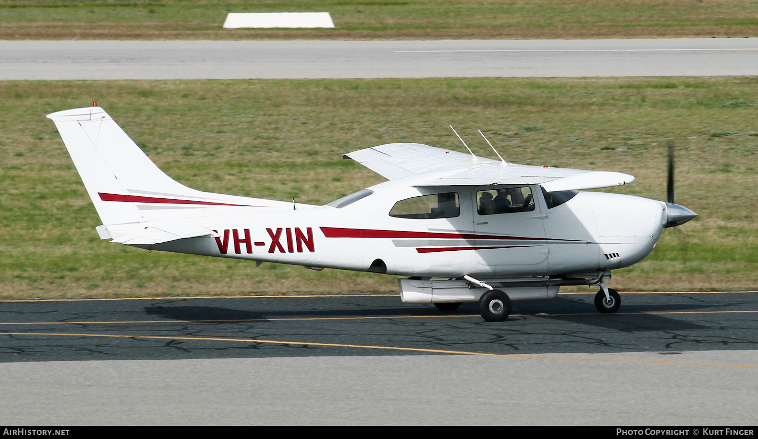 Aircraft Photo of VH-XIN | Cessna 210L Centurion | AirHistory.net #226721