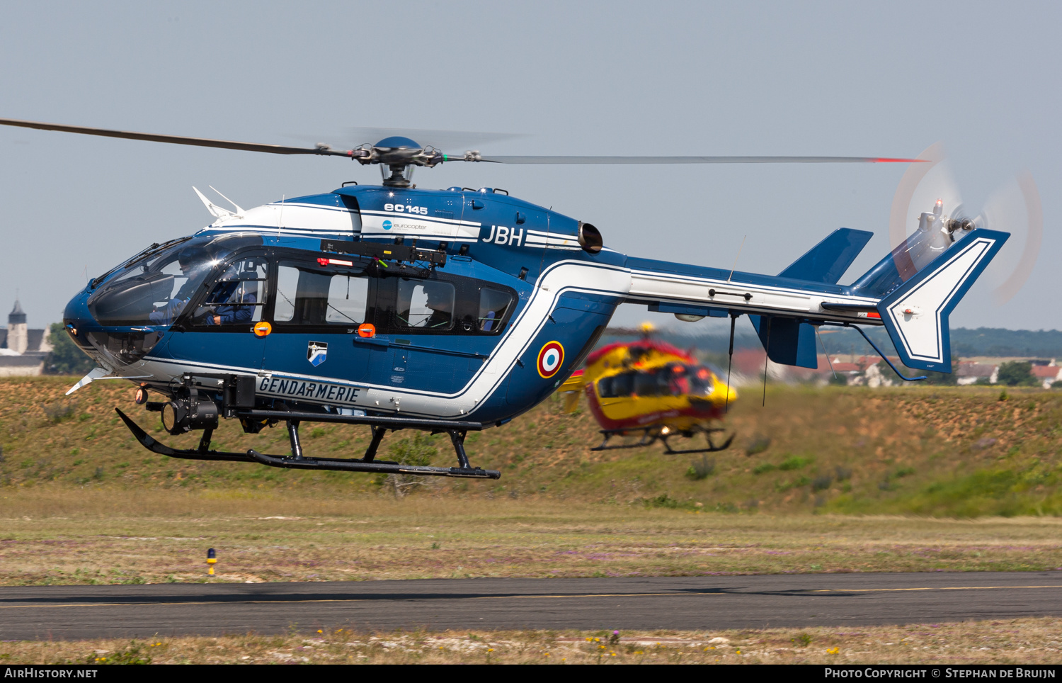 Aircraft Photo of 9037 | Eurocopter-Kawasaki EC-145 (BK-117C-2) | France - Gendarmerie | AirHistory.net #226790