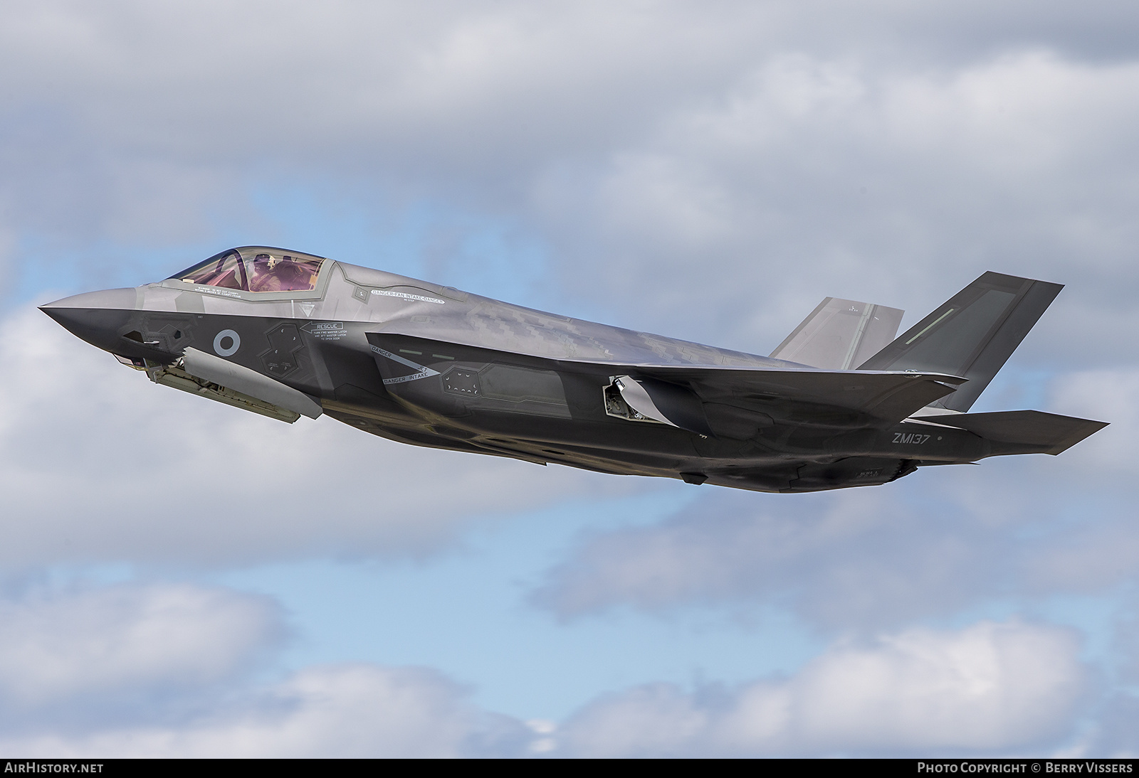 Aircraft Photo of ZM137 | Lockheed Martin F-35B Lightning II | UK - Air Force | AirHistory.net #226867