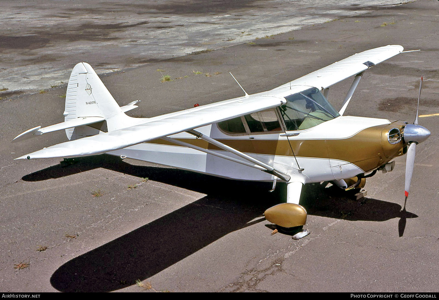 Aircraft Photo of N40176 | Stinson 108-1 Voyager | AirHistory.net #226937