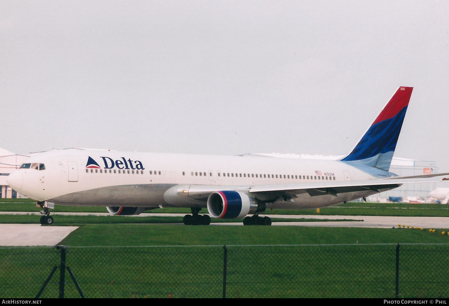 Aircraft Photo of N1200K | Boeing 767-332/ER | Delta Air Lines | AirHistory.net #227028
