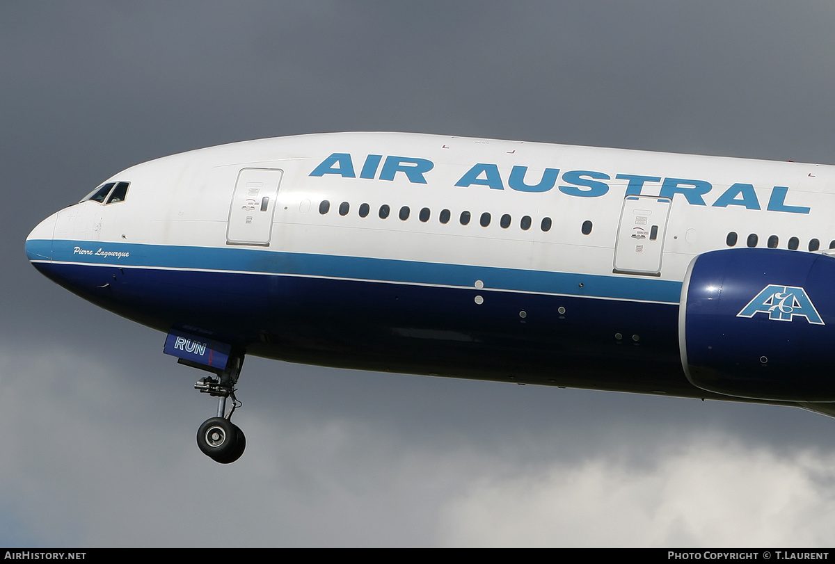 Aircraft Photo of F-ORUN | Boeing 777-2Q8/ER | Air Austral | AirHistory.net #227065