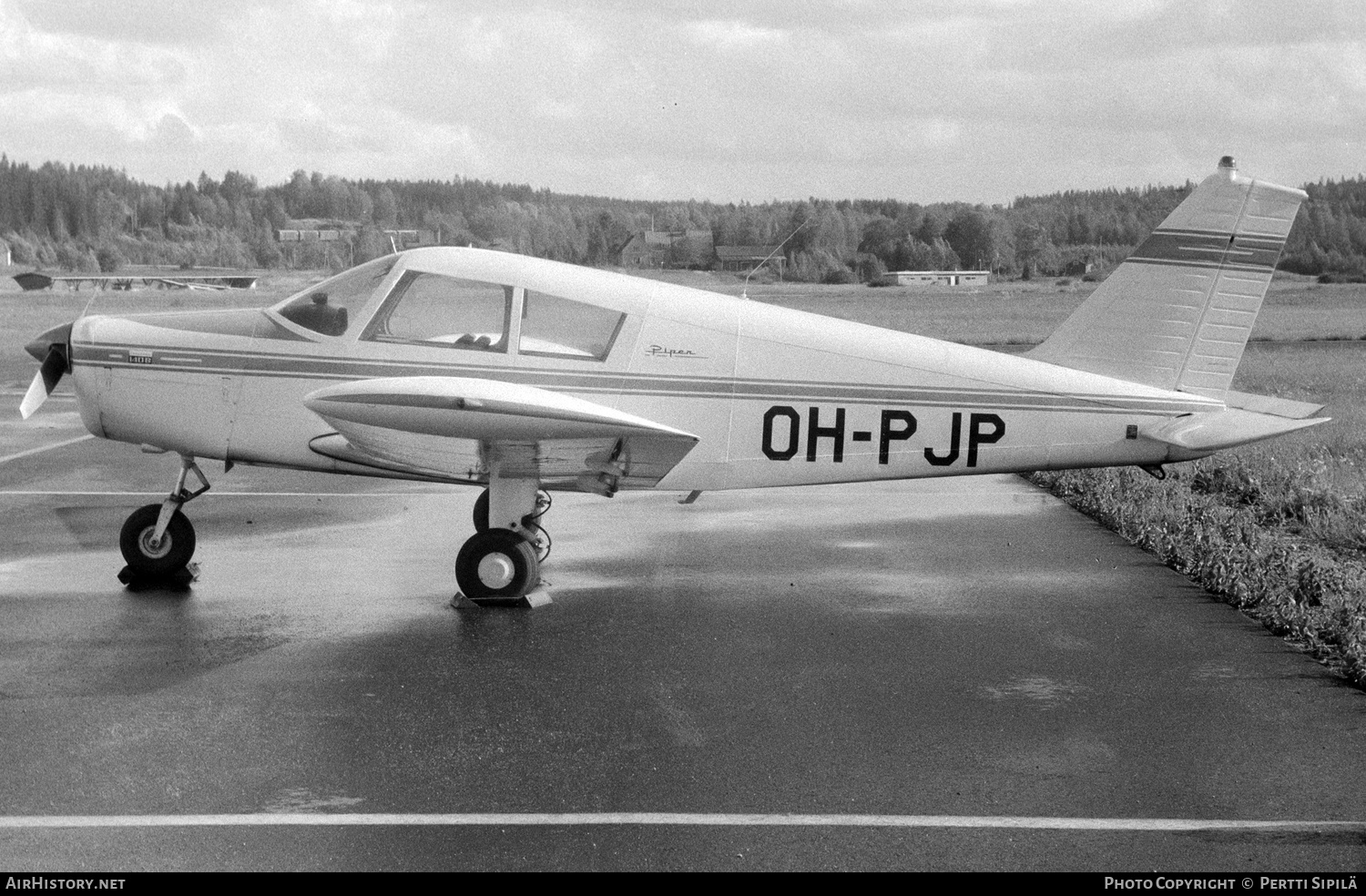 Aircraft Photo of OH-PJP | Piper PA-28-140 Cherokee B | AirHistory.net #227099