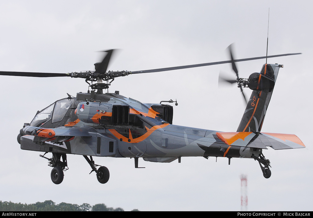 Aircraft Photo of Q-17 | Boeing AH-64D Apache Longbow | Netherlands - Air Force | AirHistory.net #227107