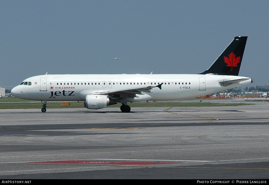 Aircraft Photo of C-FDCA | Airbus A320-211 | Air Canada Jetz | AirHistory.net #227176