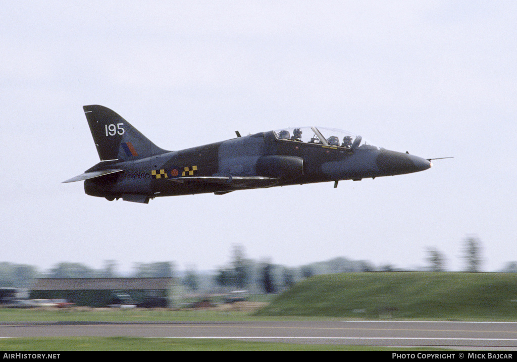 Aircraft Photo of XX195 | British Aerospace Hawk T.1 | UK - Air Force | AirHistory.net #227282