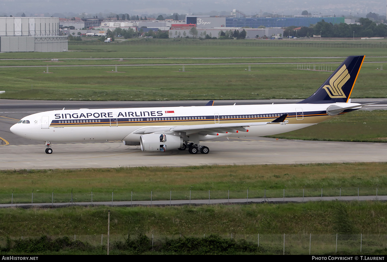 Aircraft Photo of F-WWKV | Airbus A330-343E | Singapore Airlines | AirHistory.net #227307