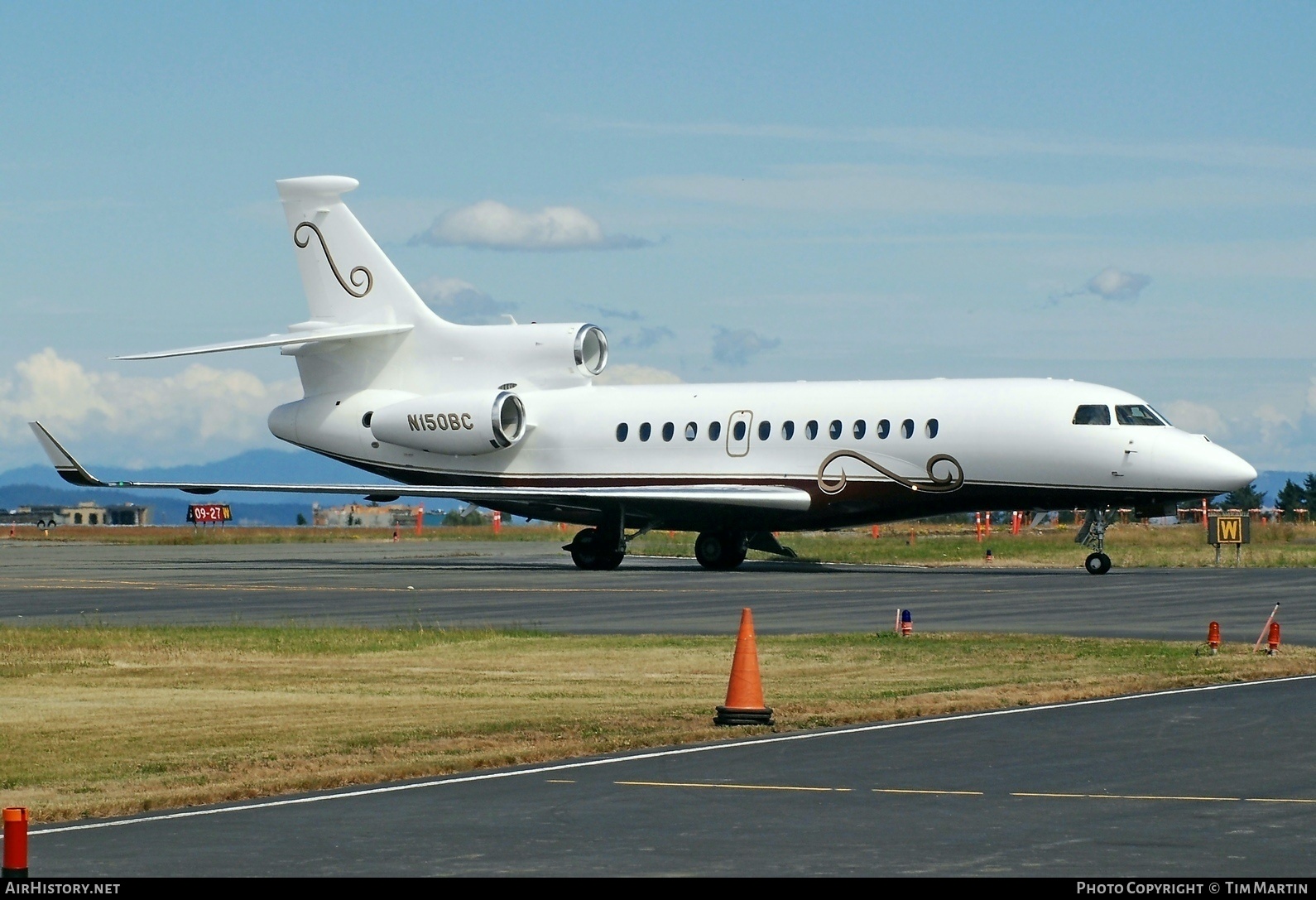 Aircraft Photo of N150BC | Dassault Falcon 7X | AirHistory.net #227333