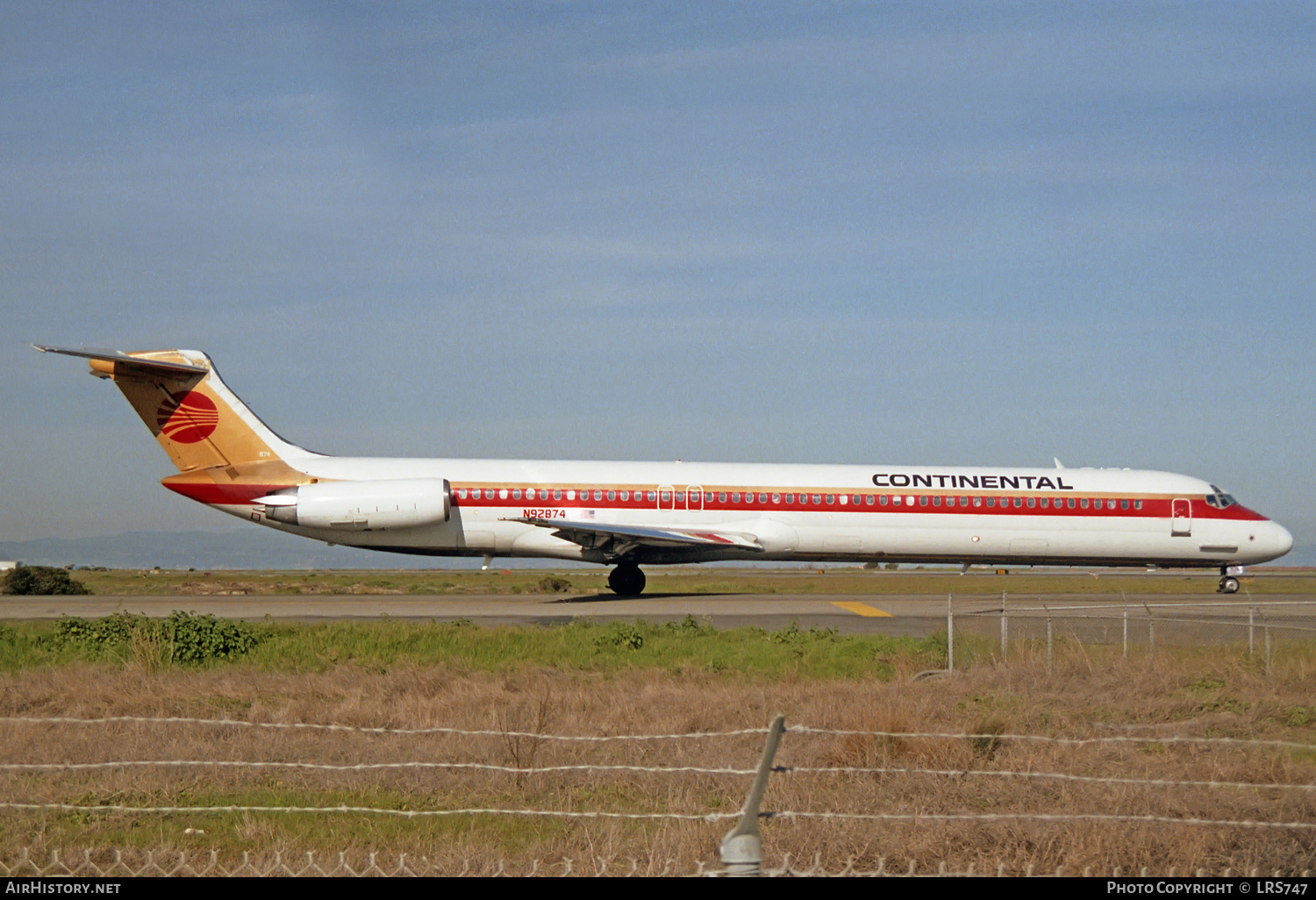 Aircraft Photo of N92874 | McDonnell Douglas MD-82 (DC-9-82) | Continental Airlines | AirHistory.net #227457