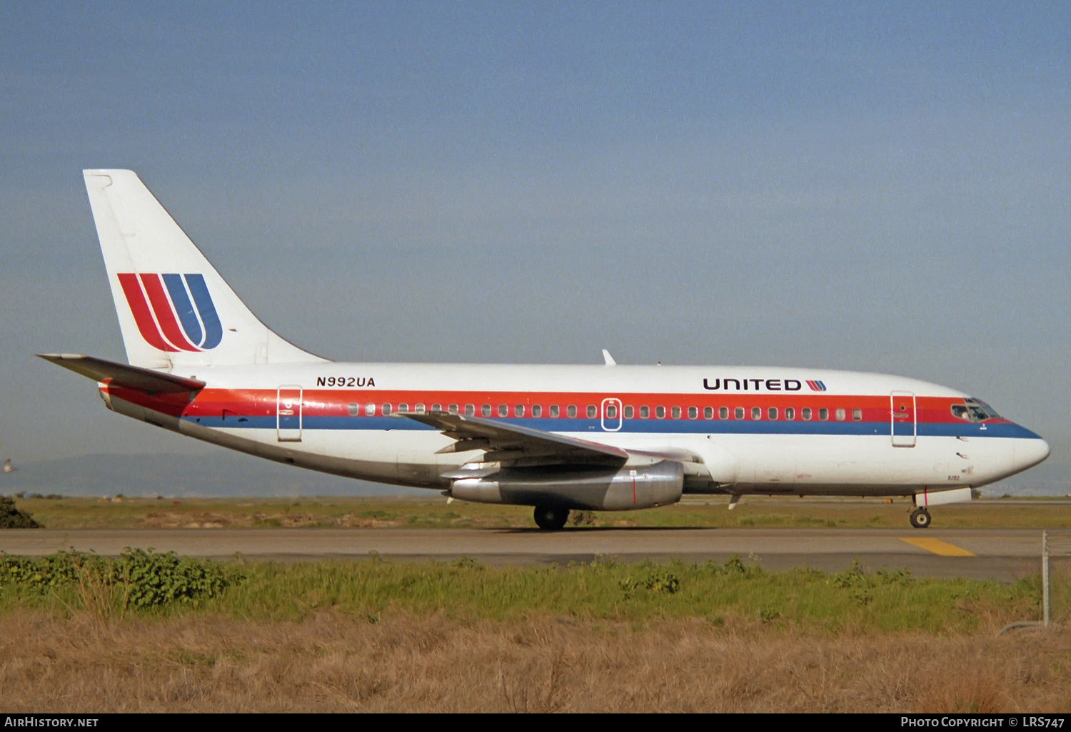 Aircraft Photo of N992UA | Boeing 737-291/Adv | United Airlines | AirHistory.net #227469