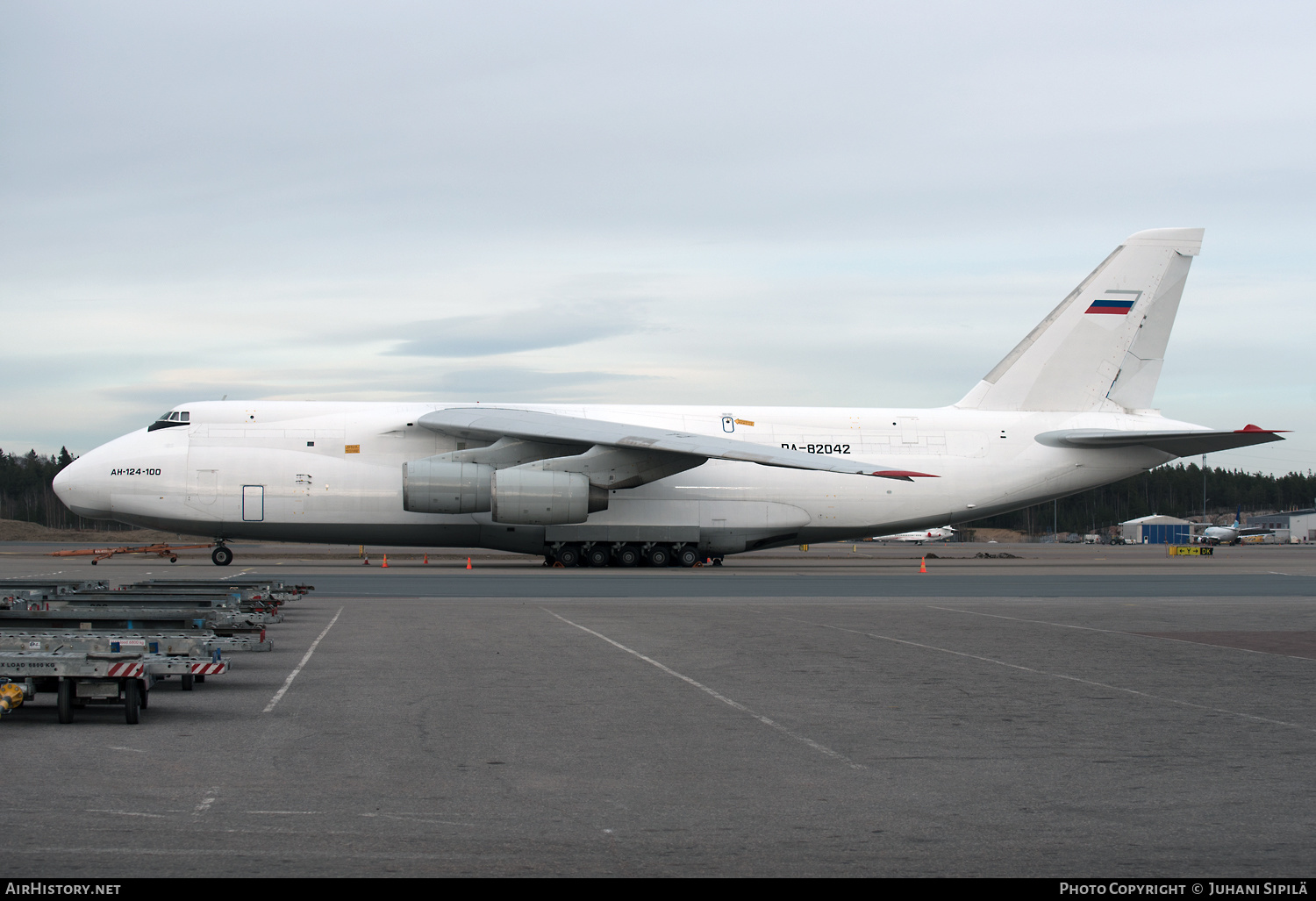 Aircraft Photo of RA-82042 | Antonov An-124-100 Ruslan | AirHistory.net #227482