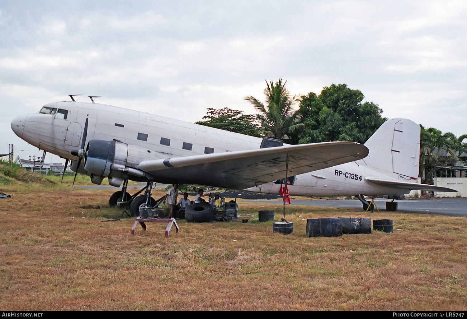 Aircraft Photo of RP-C1354 | Douglas C-47B Skytrain | Avia Filipinas | AirHistory.net #227485