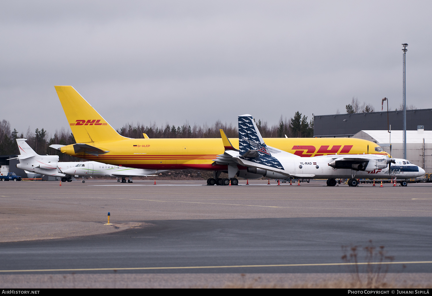Aircraft Photo of D-ALEP | Boeing 757-2Q8(PCF) | DHL International | AirHistory.net #227556