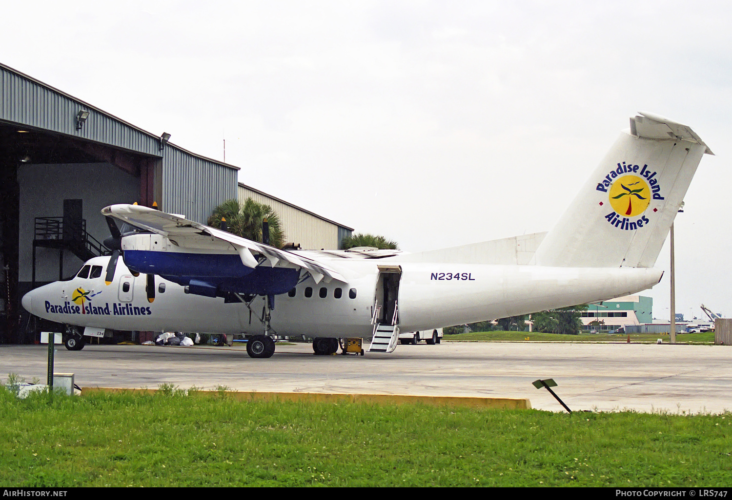 Aircraft Photo of N234SL | De Havilland Canada DHC-7-102 Dash 7 | Paradise Island Airlines | AirHistory.net #227704