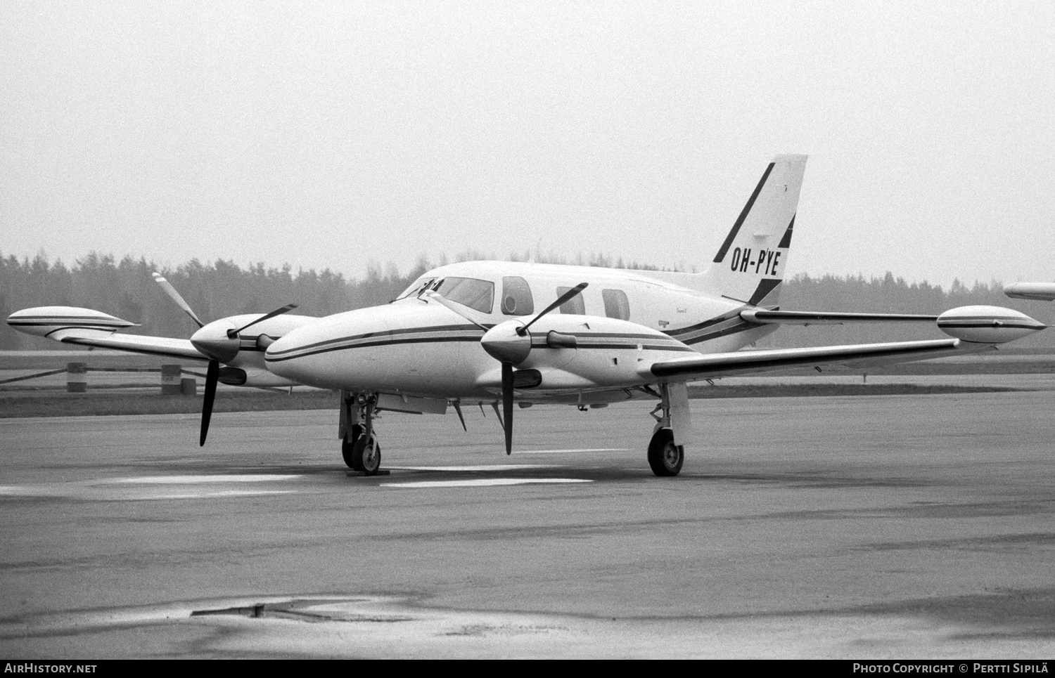 Aircraft Photo of OH-PYE | Piper PA-31T Cheyenne II | AirHistory.net #227939