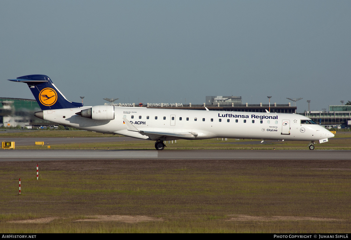Aircraft Photo of D-ACPH | Bombardier CRJ-701ER (CL-600-2C10) | Lufthansa Regional | AirHistory.net #227982