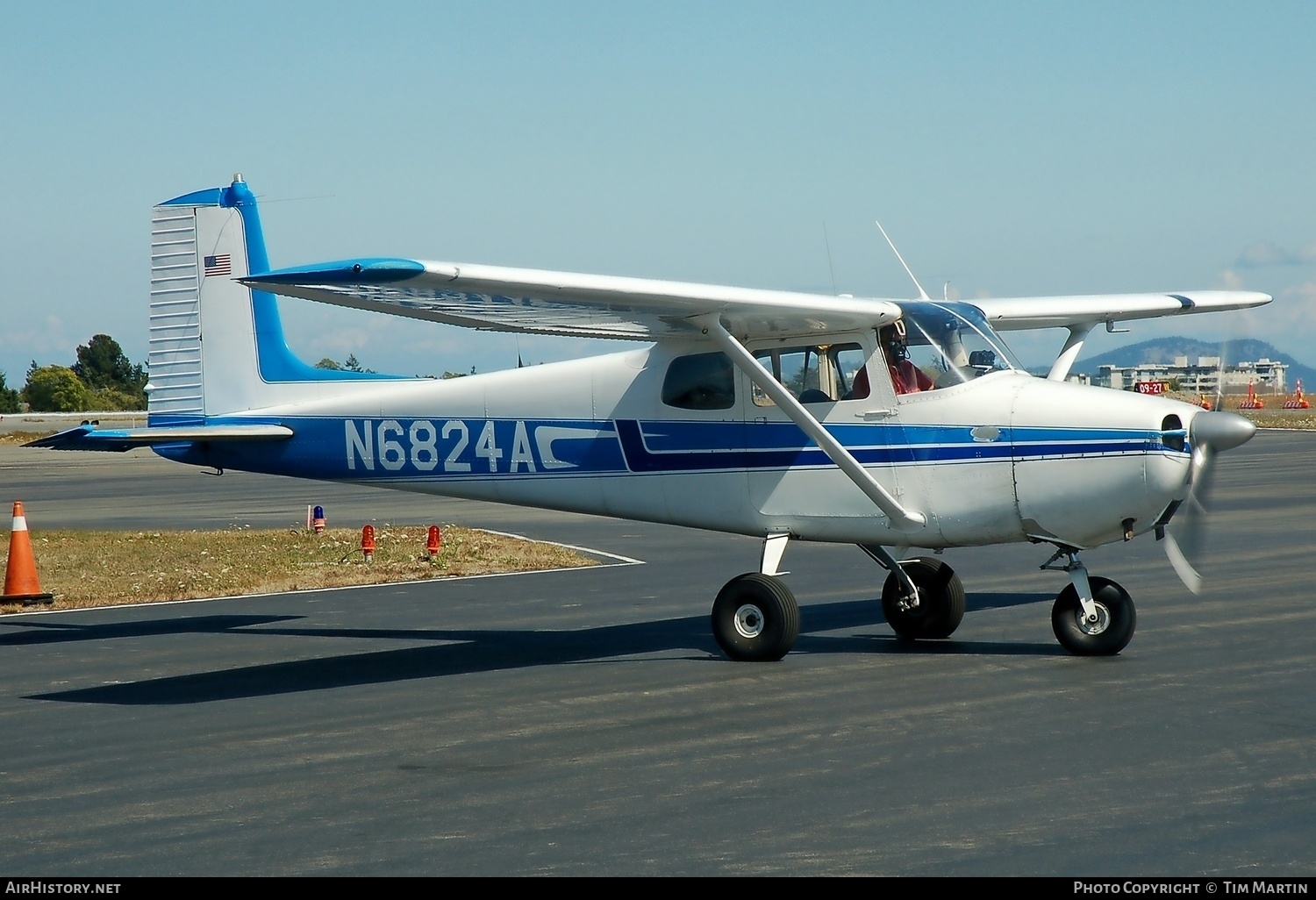 Aircraft Photo of N6824A | Cessna 172 | AirHistory.net #228138