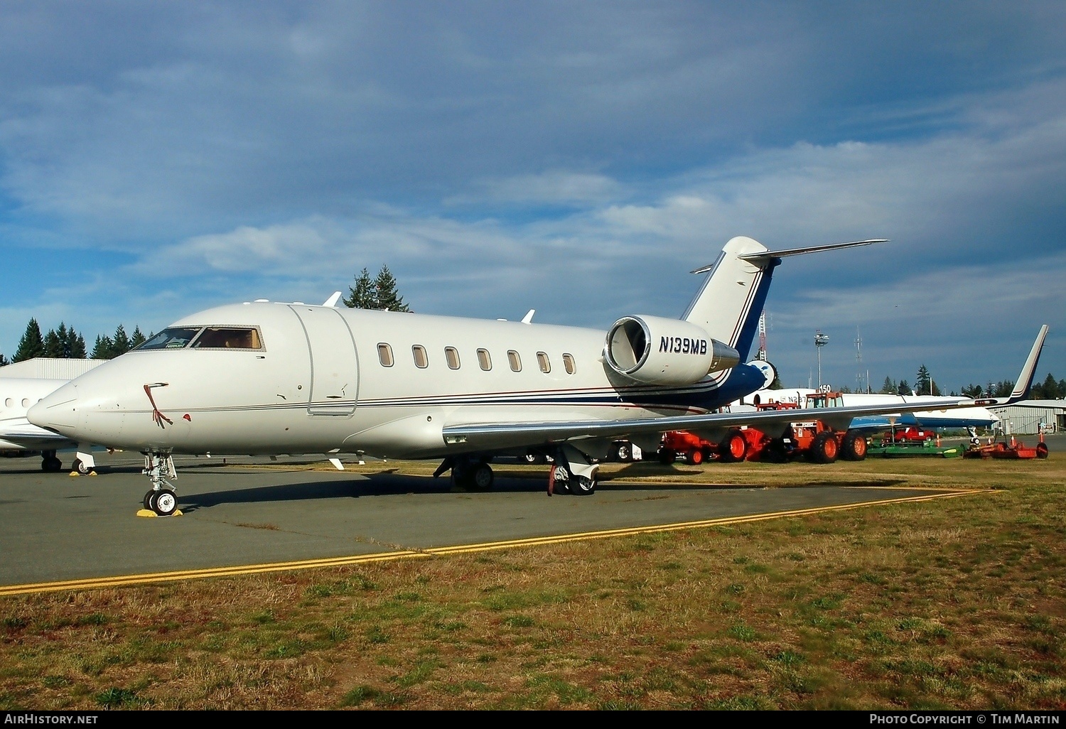 Aircraft Photo of N139MB | Bombardier Challenger 605 (CL-600-2B16) | AirHistory.net #228153