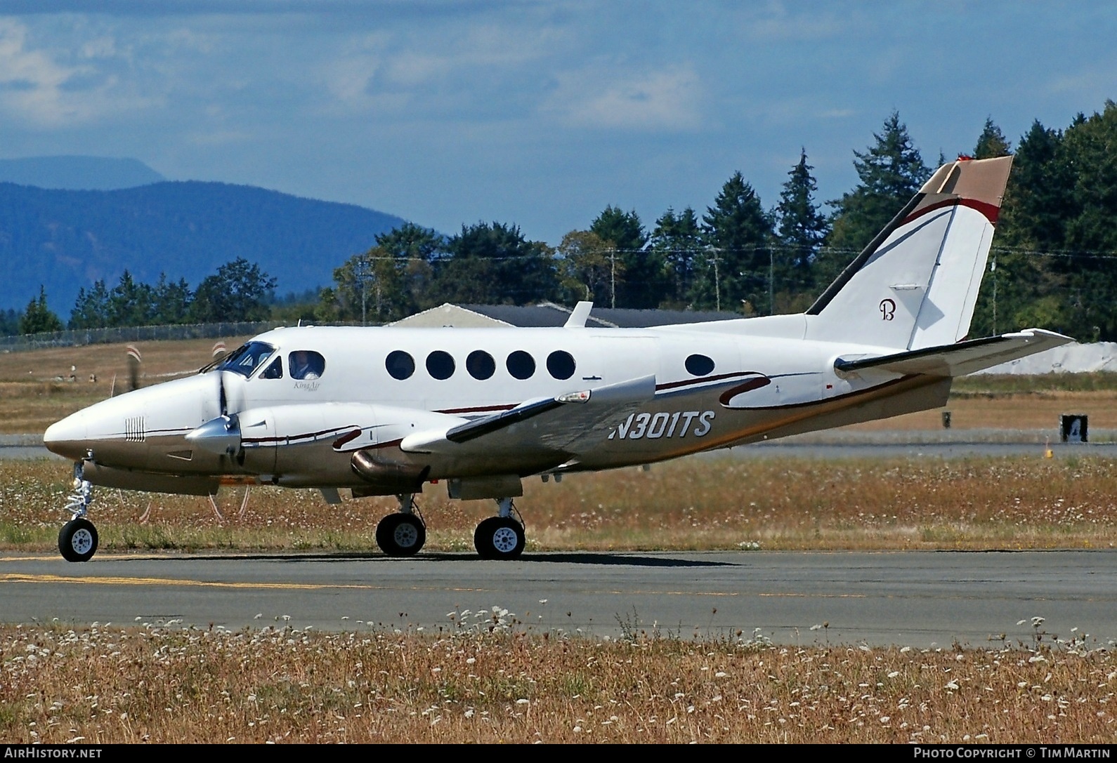 Aircraft Photo of N301TS | Beech B100 King Air | AirHistory.net #228190