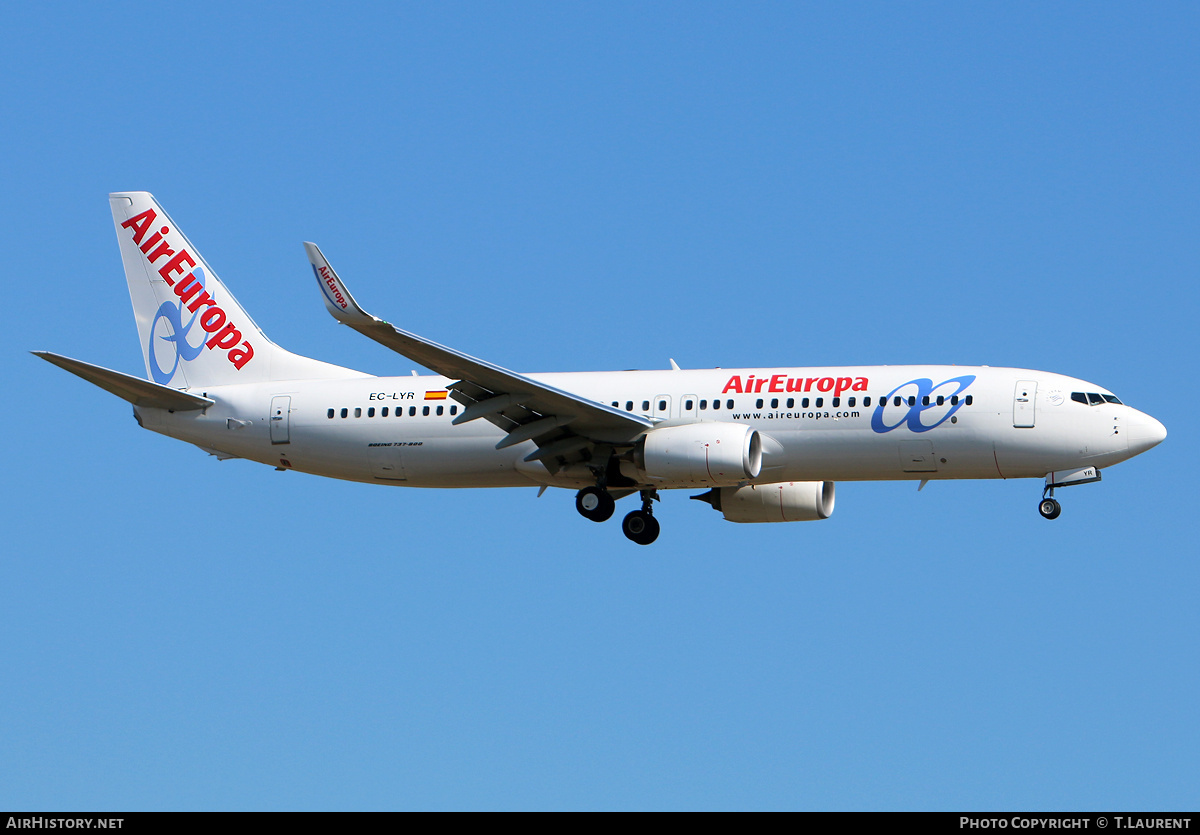 Aircraft Photo of EC-LYR | Boeing 737-85P | Air Europa | AirHistory.net #228203