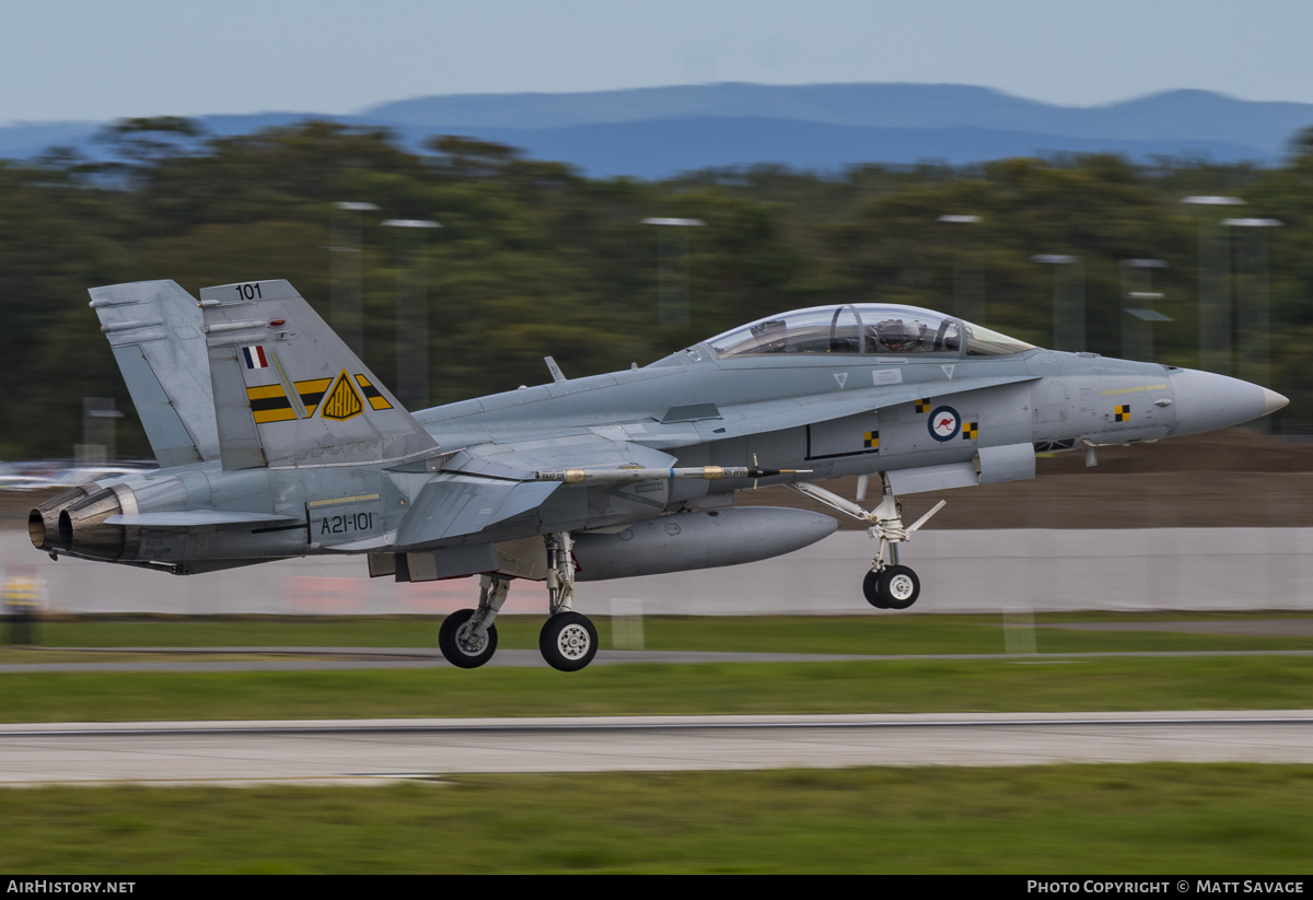 Aircraft Photo of A21-101 | McDonnell Douglas F/A-18B Hornet | Australia - Air Force | AirHistory.net #228267