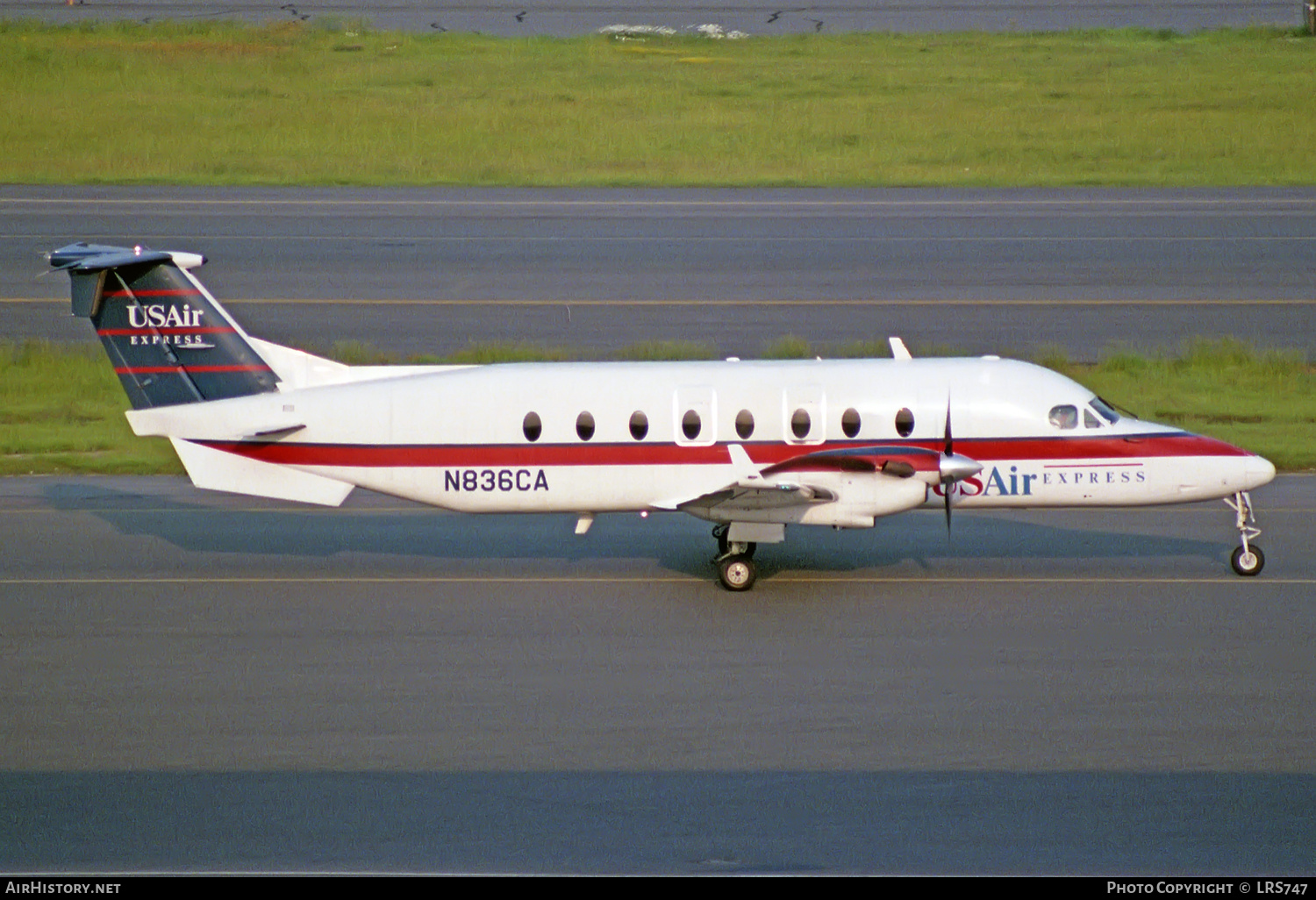 Aircraft Photo of N836CA | Beech 1900D | USAir Express | AirHistory.net #228346