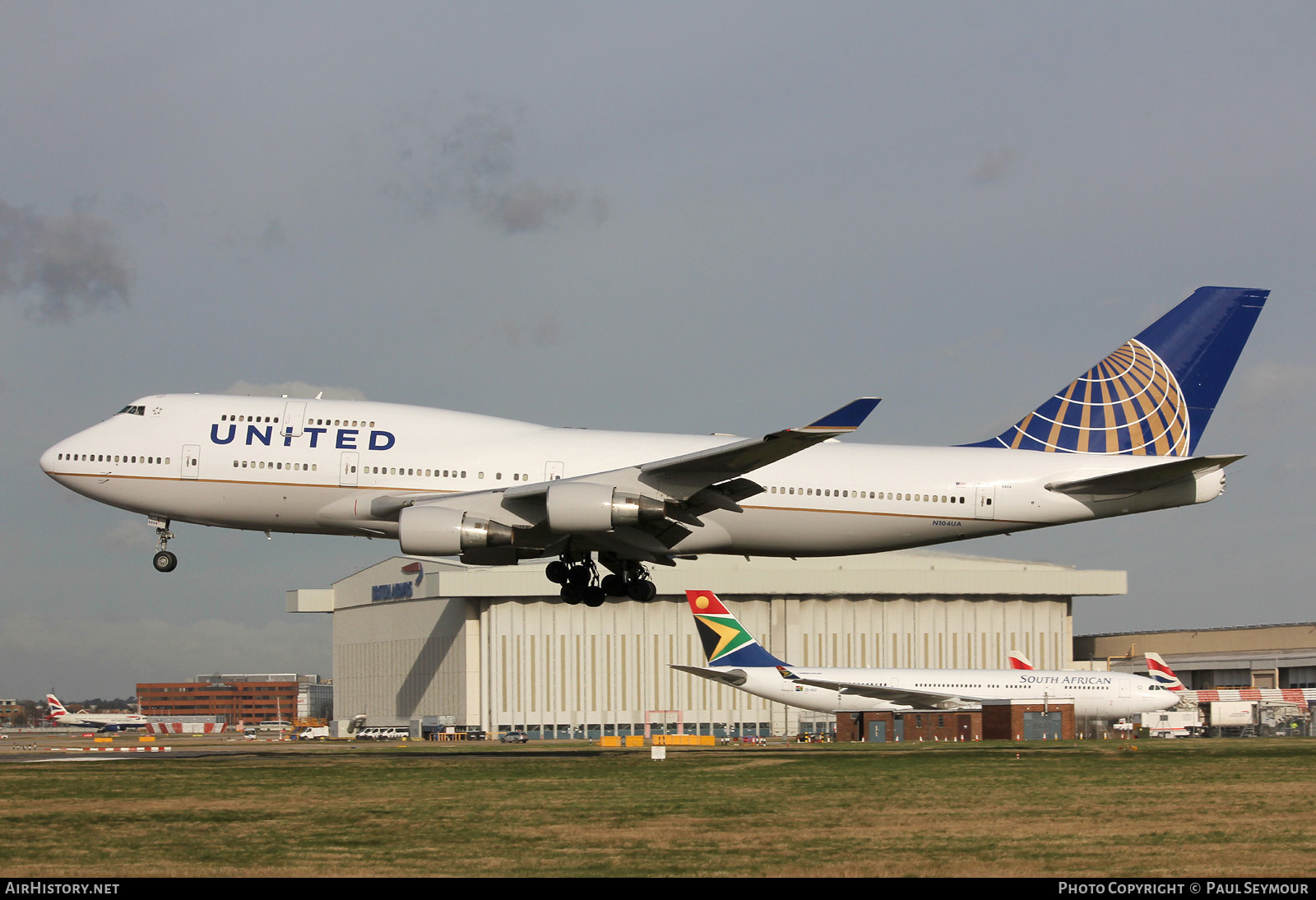 Aircraft Photo of N104UA | Boeing 747-422 | United Airlines | AirHistory.net #228364