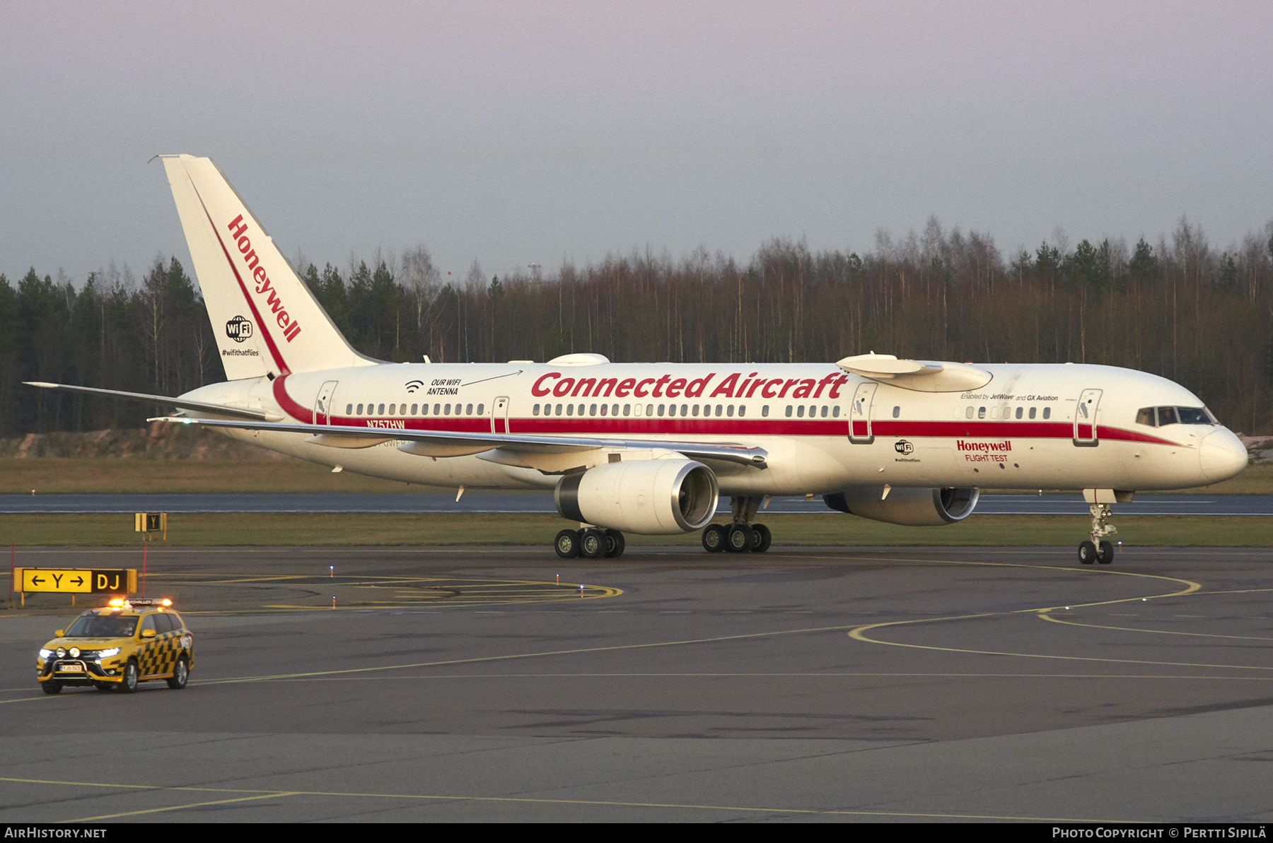 Aircraft Photo of N757HW | Boeing 757-225 | Honeywell Flight Test | AirHistory.net #228589