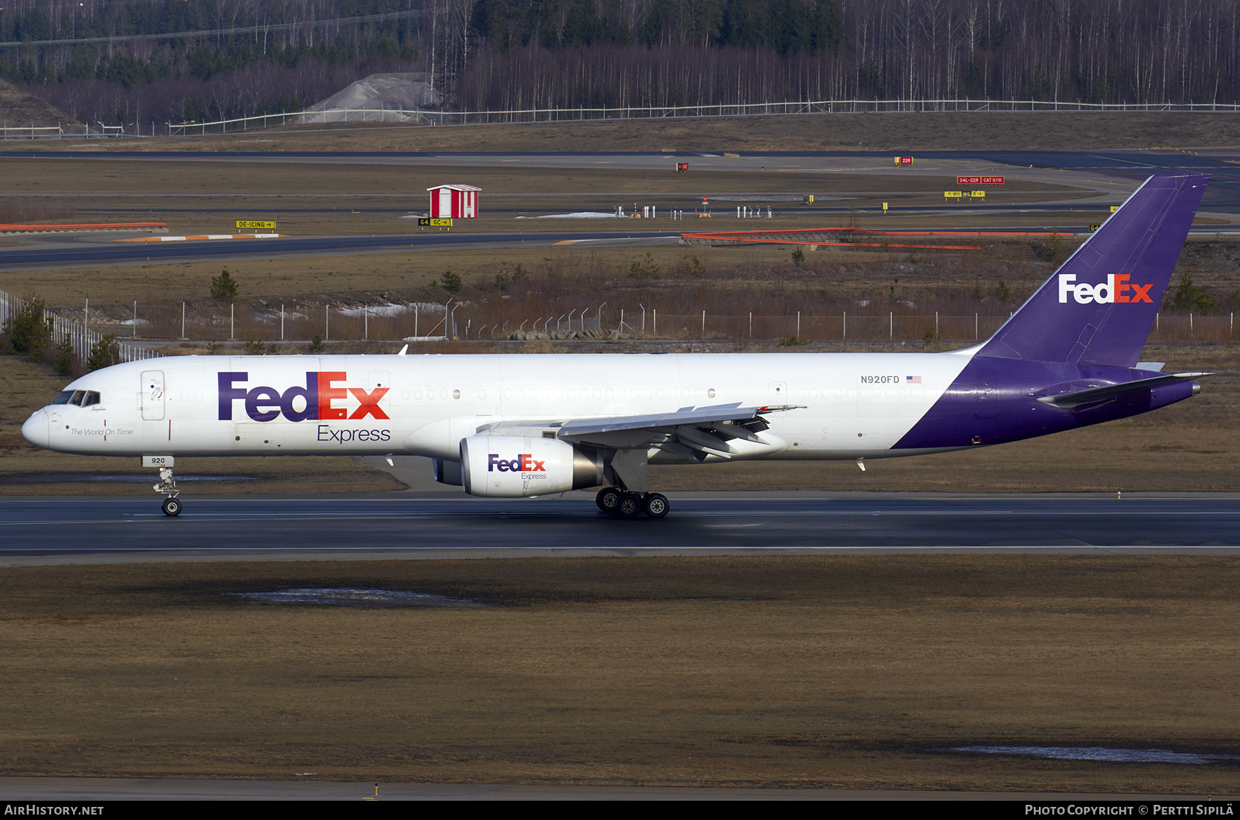 Aircraft Photo of N920FD | Boeing 757-23A(SF) | FedEx Express - Federal Express | AirHistory.net #228703