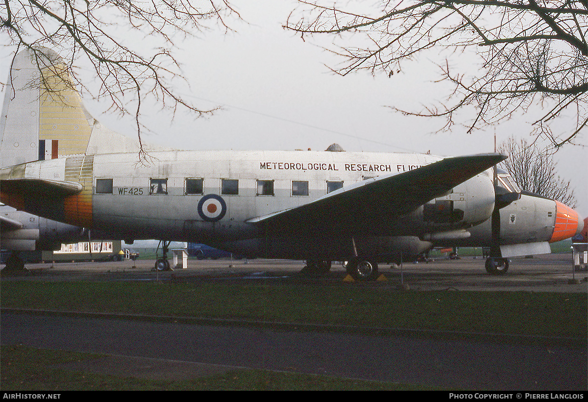 Aircraft Photo of WF425 | Vickers 668 Varsity T.1 | UK - Air Force | AirHistory.net #228728