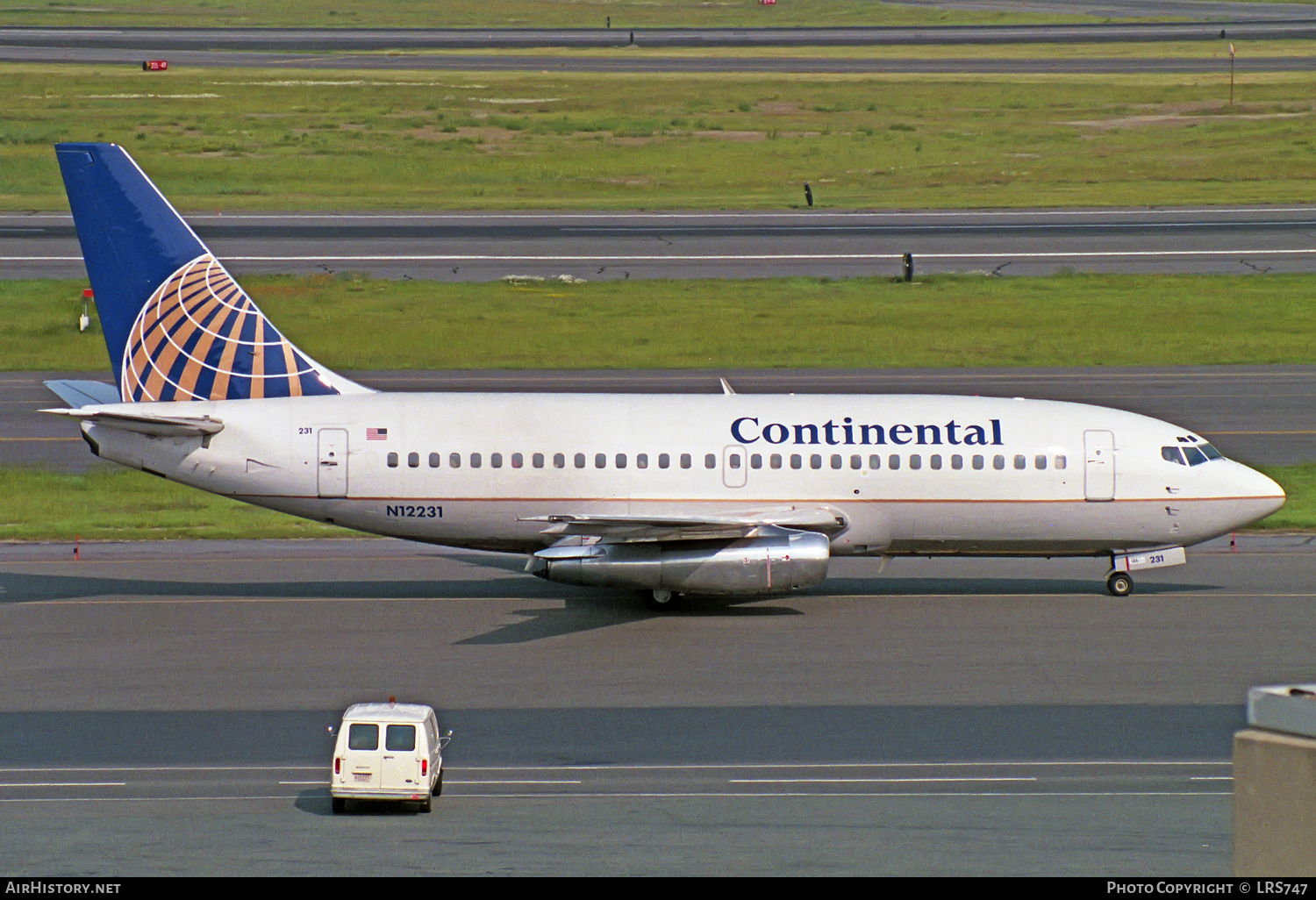 Aircraft Photo of N12231 | Boeing 737-217 | Continental Airlines | AirHistory.net #228879