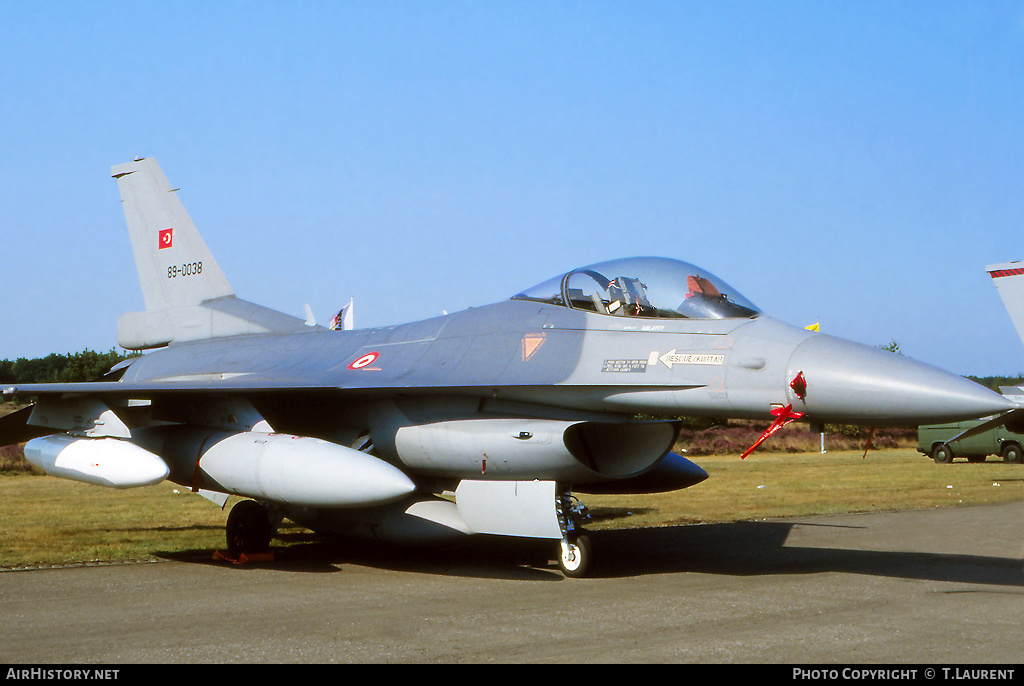 Aircraft Photo of 89-0038 | General Dynamics F-16CG Night Falcon | Turkey - Air Force | AirHistory.net #228896