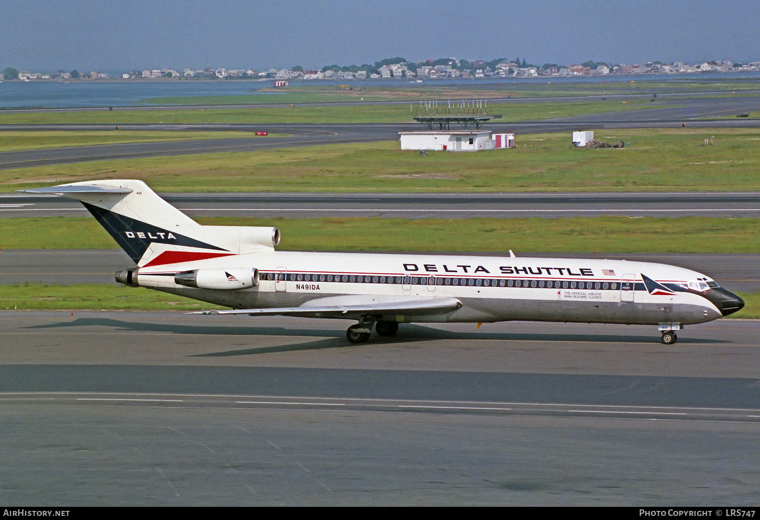Aircraft Photo of N491DA | Boeing 727-232/Adv | Delta Shuttle | AirHistory.net #228909
