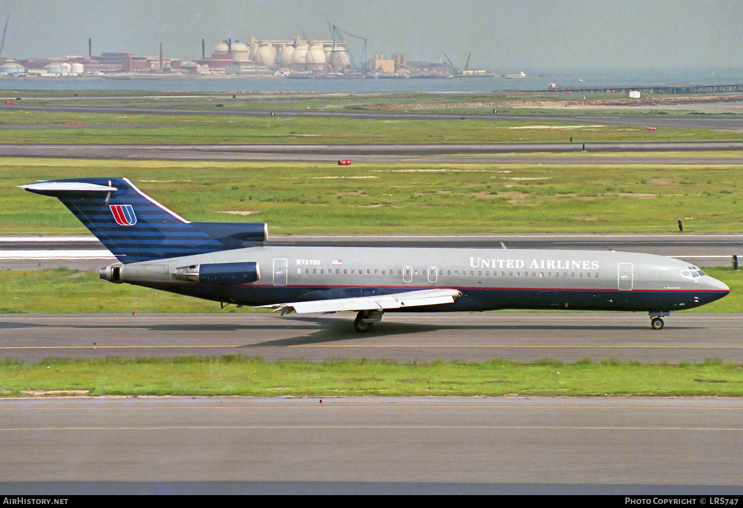 Aircraft Photo of N7279U | Boeing 727-222/Adv | United Airlines | AirHistory.net #228935