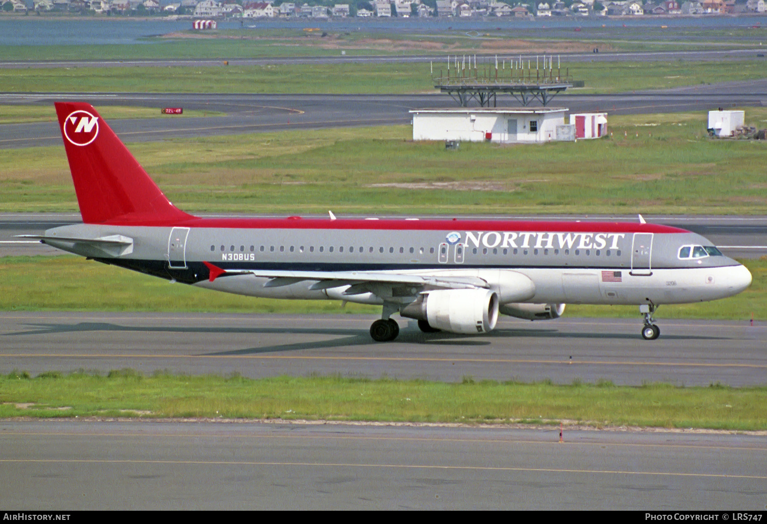 Aircraft Photo of N308US | Airbus A320-211 | Northwest Airlines | AirHistory.net #228961