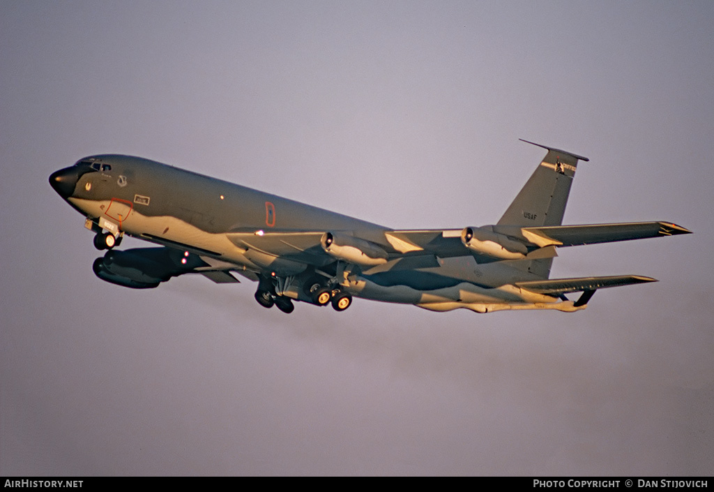 Aircraft Photo of 63-8022 / 38022 | Boeing KC-135A Stratotanker | USA - Air Force | AirHistory.net #229094